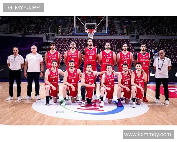 中国男篮迎战叙利亚亚杯小组赛全力争胜展现实力与信心 中国男篮迎战叙利亚亚杯小组赛全力争胜展现实力与信心