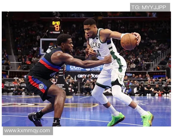 勇士与雄鹿激战回顾2016年12月13日精彩瞬间与赛后分析 勇士与雄鹿激战回顾2016年12月13日精彩瞬间与赛后分析