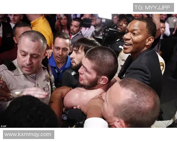 奥卡斯与德芬的精彩对决圆满落幕引发拳迷热议