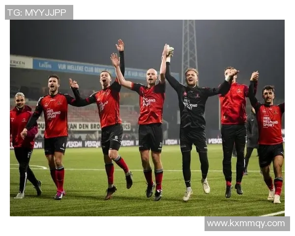 巴黎足球迎战格勒诺布尔全力争胜展现球队实力与斗志 巴黎足球迎战格勒诺布尔全力争胜展现球队实力与斗志